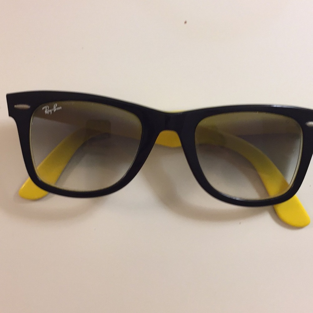 Rayban Wayfarer Sunglasses